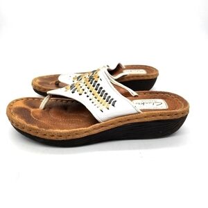 Clarks Artisan White Flip Flop Thongs Sandals Women's 7.5 Shoes